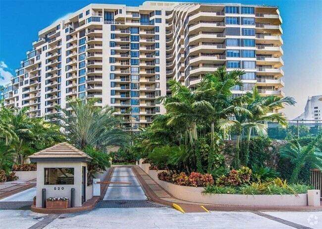 Building Photo - 520 Brickell Key Dr Unit A1017 Rental