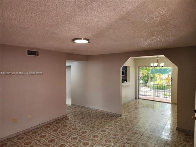 Photo - 74 E 17th St Unit 74 E 17th St  70