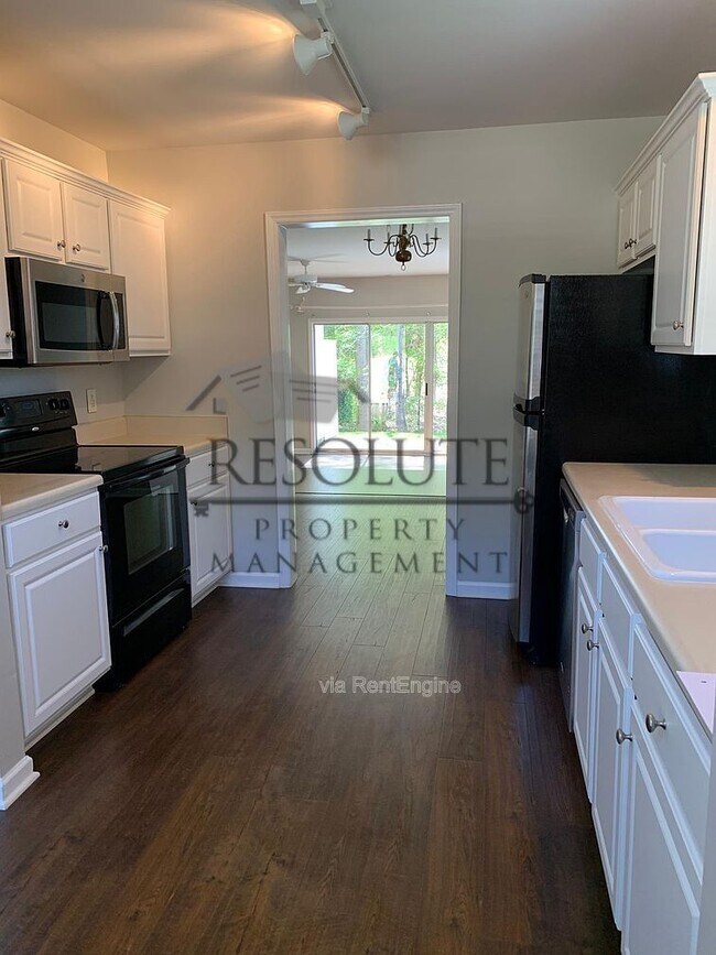 Photo - 209 Harris Rd