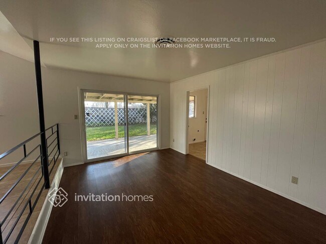 Photo - 7000 Carriage Dr