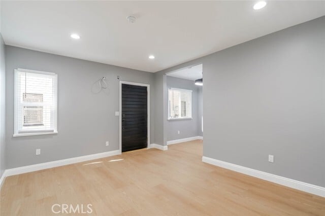 Photo - 1051 Western Ave Unidad A