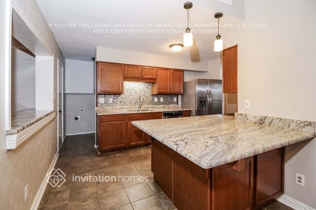 Photo - 1301 Clearview Dr