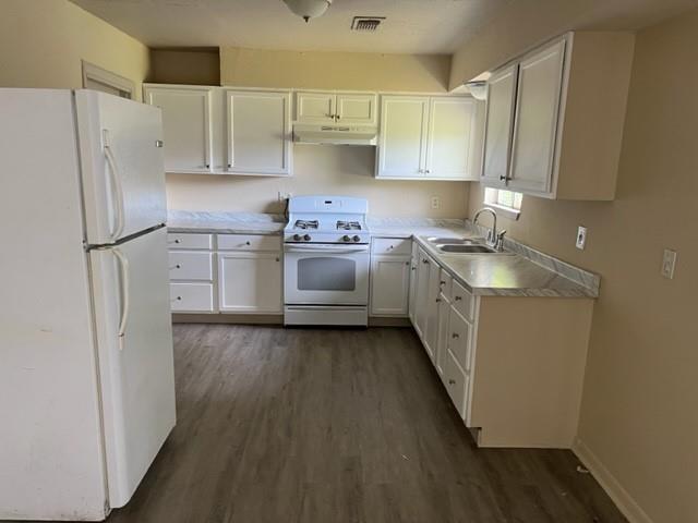 Photo - 5726 Newquay St