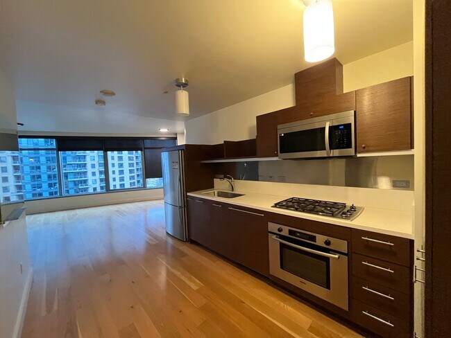Photo - Beautiful Studio W/ View - The John Ross B... Unit 1816