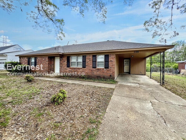 Building Photo - 3-Bedroom Home with Fenced Yard & Carport / Pet-Friendly / Coming Soon!