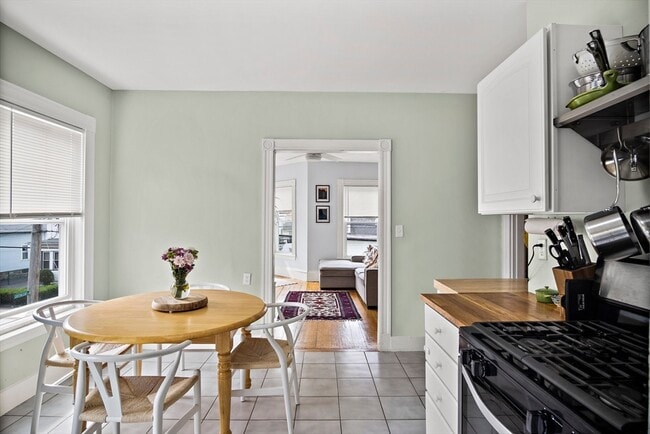 Photo - 135 Clifton St Unit 135 Clifton St. Apt #3