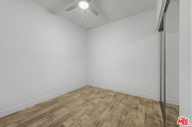 Photo - 10601 Washington Blvd Unidad 607