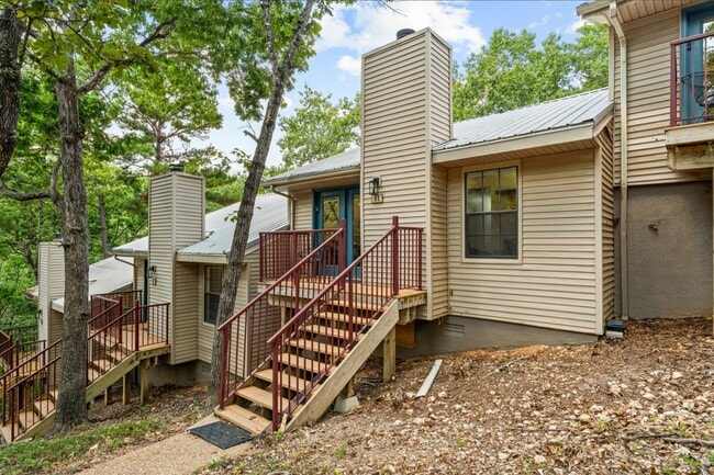 Building Photo - 275 Ozark Mountain Resort Dr Unit 52