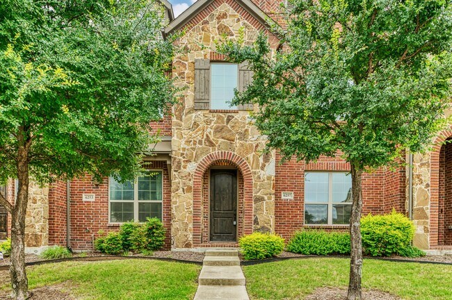 Photo - Beautiful 3 Bedroom Luxury Townhome, MCKIN...