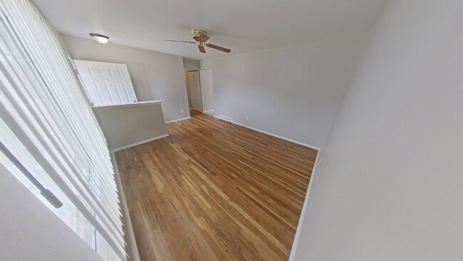 Photo - 13806 Hartill Ave