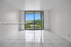 Building Photo - 2935 NE 163rd St Unit 4B