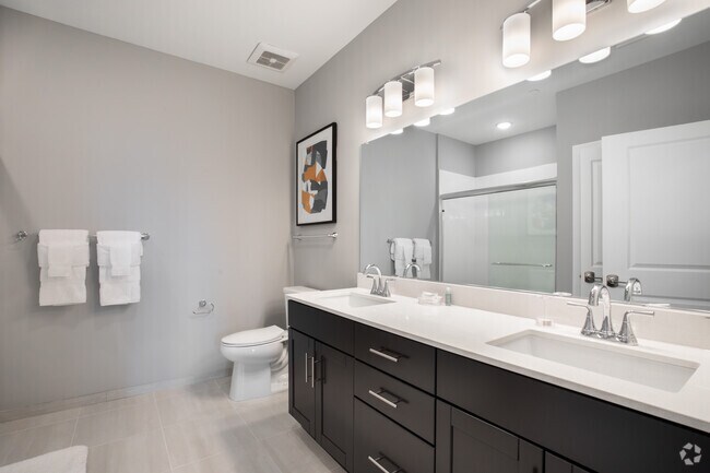 2 BR, 2 BA - 1,162 SF