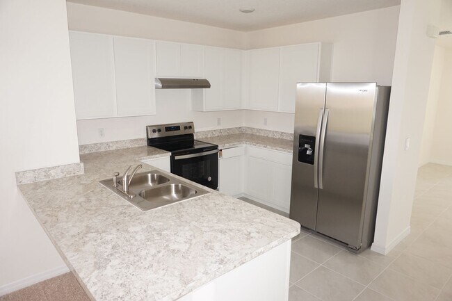 Photo - Newer Home 3/2 Steps from Champions Gate