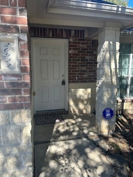 Photo - 20922 Barbons Heath Ct