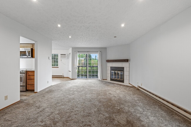101 S Neyland Ave
