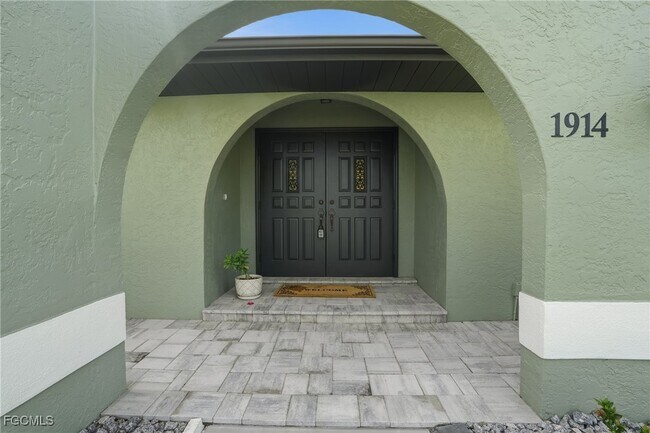 Photo - 1914 SE 16th St