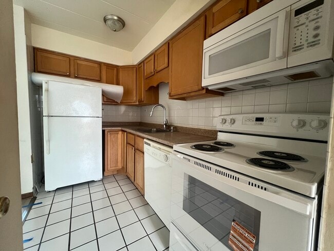 Photo - 7740 Harvard St