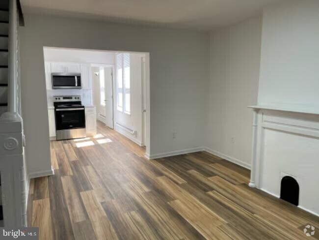 Building Photo - 4447 N 19th St Rental