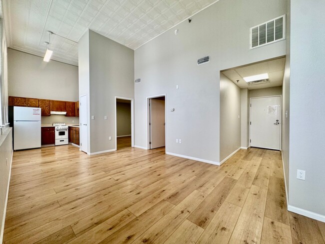 Blume Lofts