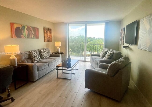 Photo - 1800 N Andrews Ave Unidad 5D
