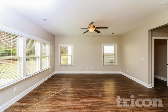 Tricon Magnolia Trace