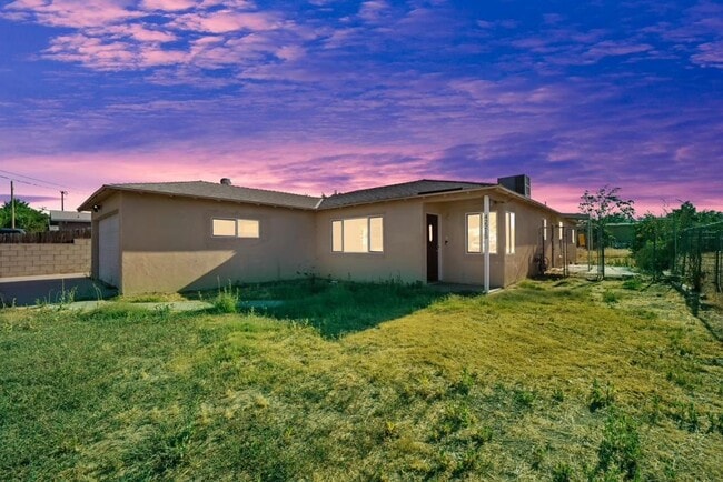 Photo - 42215 52nd St W