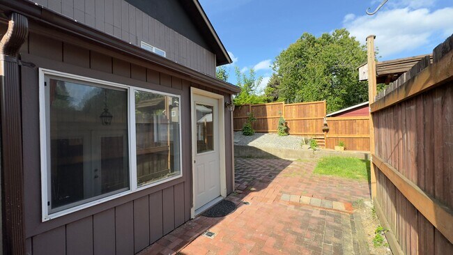 Photo - Private Olympia Townhome w Fully Fenced Ba...