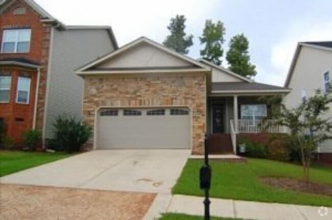 Building Photo - Welcome to Wellesley Rental