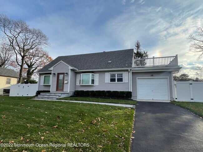 Photo - 282 Berger Ave