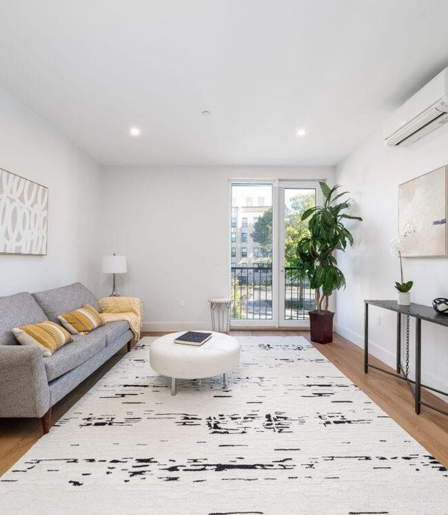 Building Photo - 545 M.L.K. Drive Unit 570