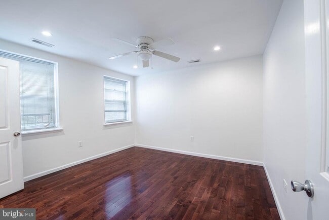 Photo - 545 Christian St Unit 2