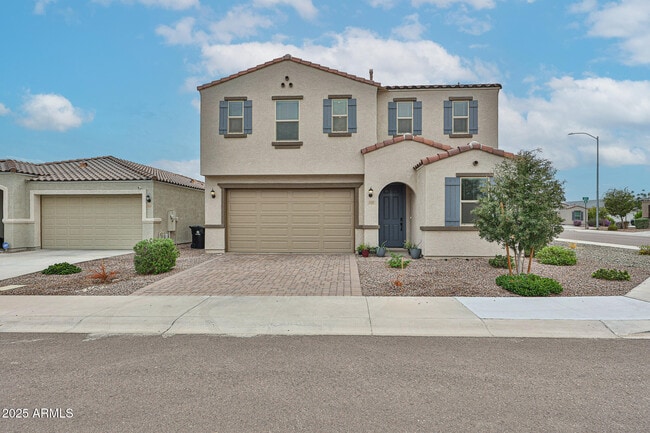 Photo - 509 E Elm Ln