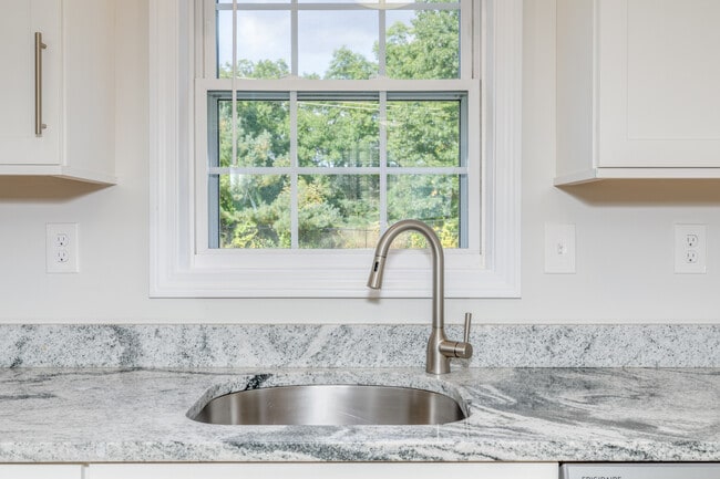 Photo - 5 Pumpkin Cir