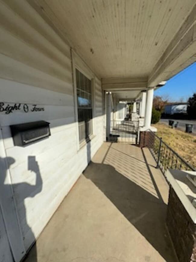 Photo - 804 E Virginia St