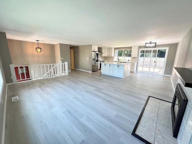 Photo - 13440 90th Pl NE
