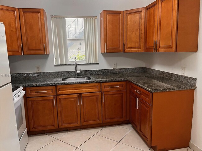 Photo - 181 NW 47th Ave Unit 6