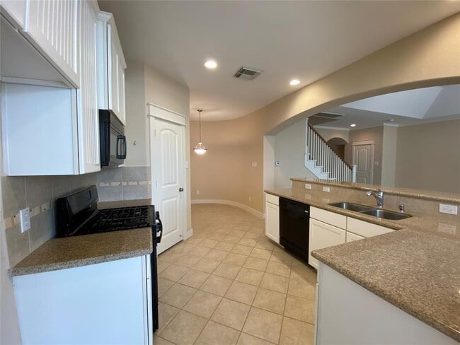 Photo - 2833 Seaside Dr