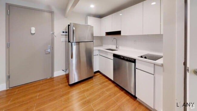 Building Photo - 2 bedroom in BRONX NY 10458 Unit 2E Rental