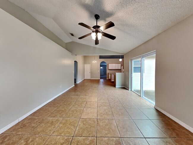 Photo - 3221 Utah Dr