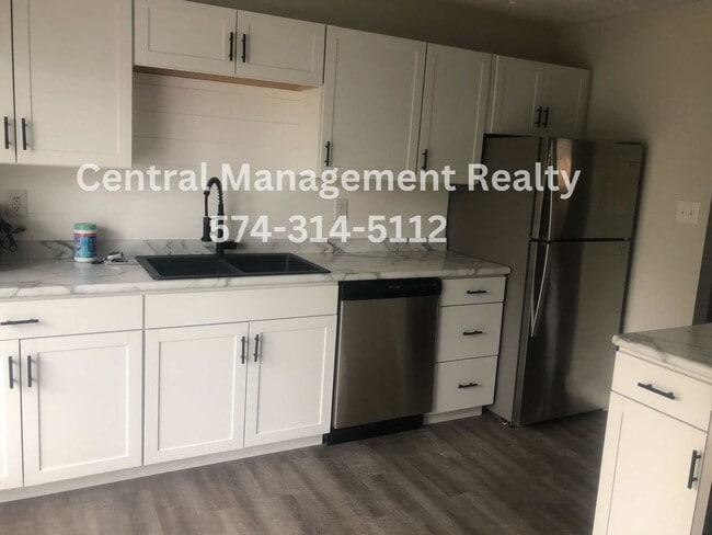 Photo - Updated 3 bedroom 1.5 bath home close to Notre Dame