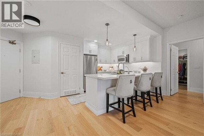 Photo - 399 Elizabeth St Unit 208