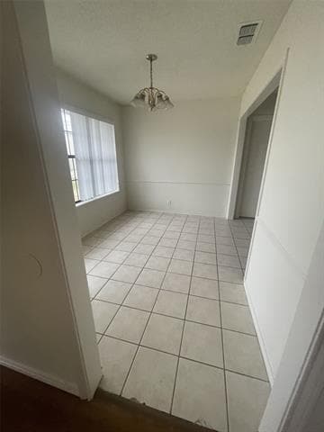 Photo - 715 W Chestnut St