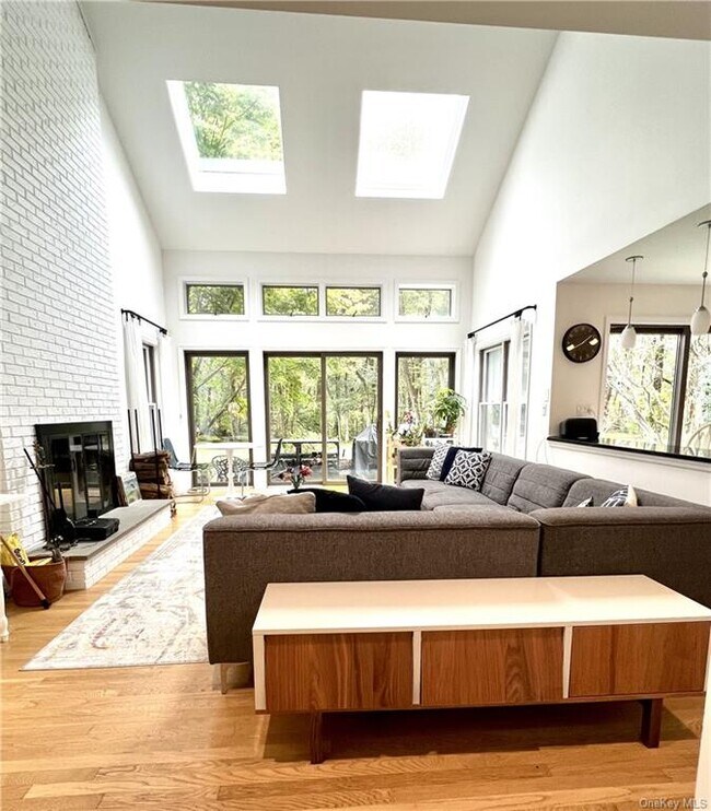 15 Meeting House Rd House Rental in Pawling, NY