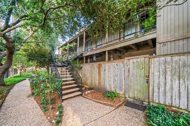 Photo - 5711 Sugar Hill Dr Condo Unit 20