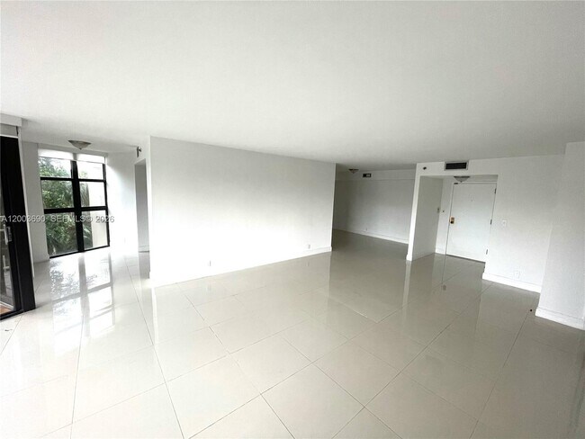 Photo - 2000 Towerside Terrace Unit 407