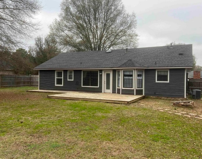 Photo - 8 Bridgestone Dr