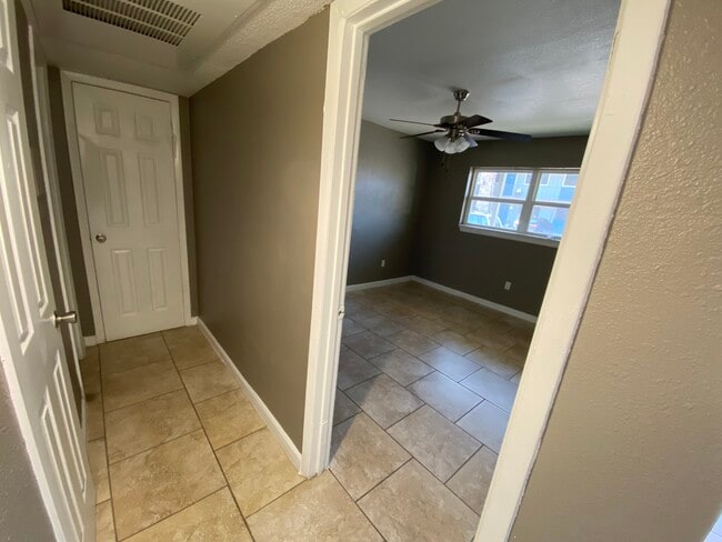 Photo - Spanish Cove Apartments