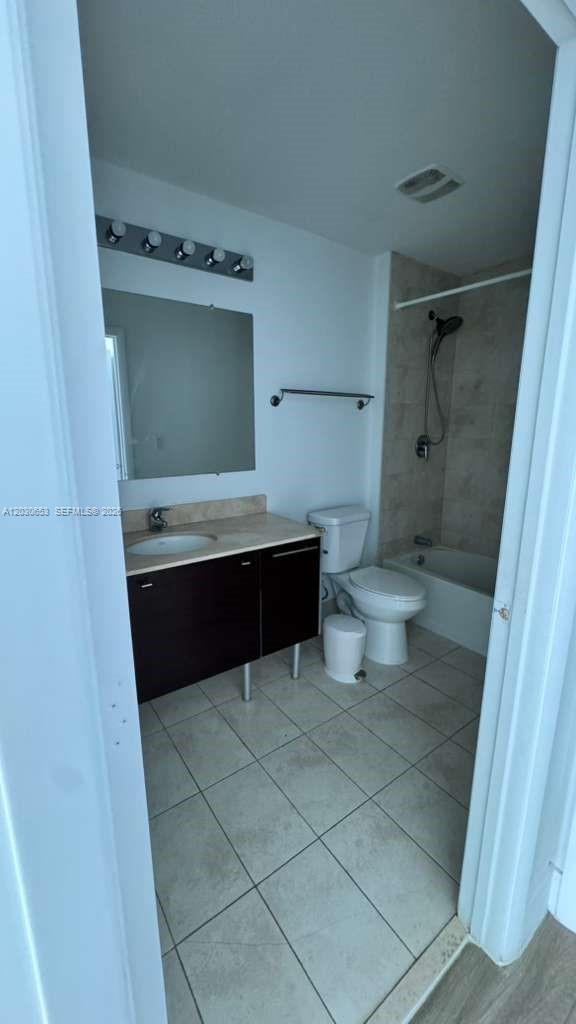 Photo - 1900 N Bayshore Dr Unit 1407