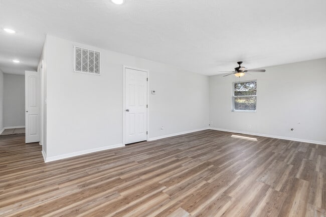 100 Brewer Rd