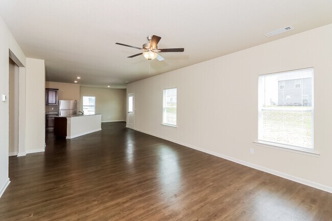 Photo - 156 Innis Brk Cir